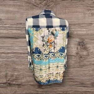 Soft Surroundings Checkered Mixed Media Floral Button Up Top Size Medium